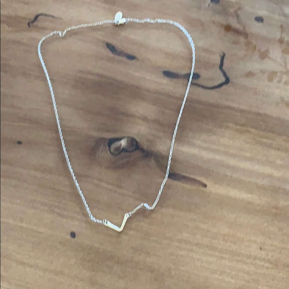 LAYERING PHYLLIS + ROSIE MINI V BAR NECKLACE - Picture 1 of 2